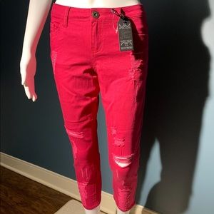 Dark pink little Distress on boyfriend pant